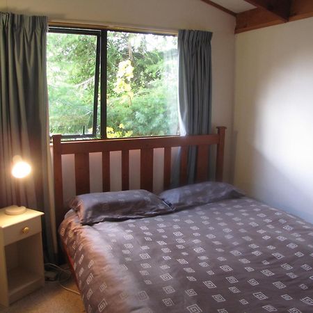 Miro Magic - Ohakune Holiday Home Екстер'єр фото