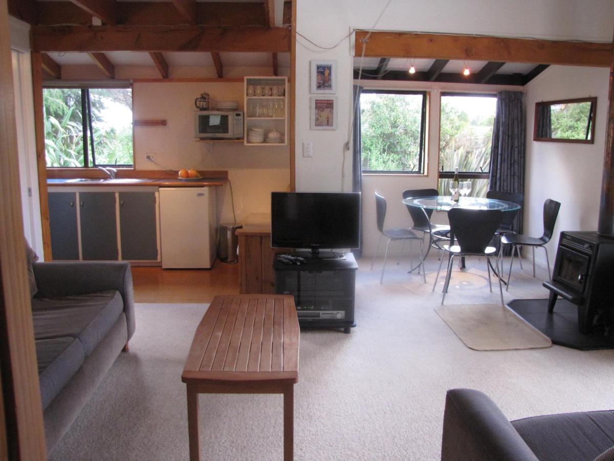Miro Magic - Ohakune Holiday Home Екстер'єр фото