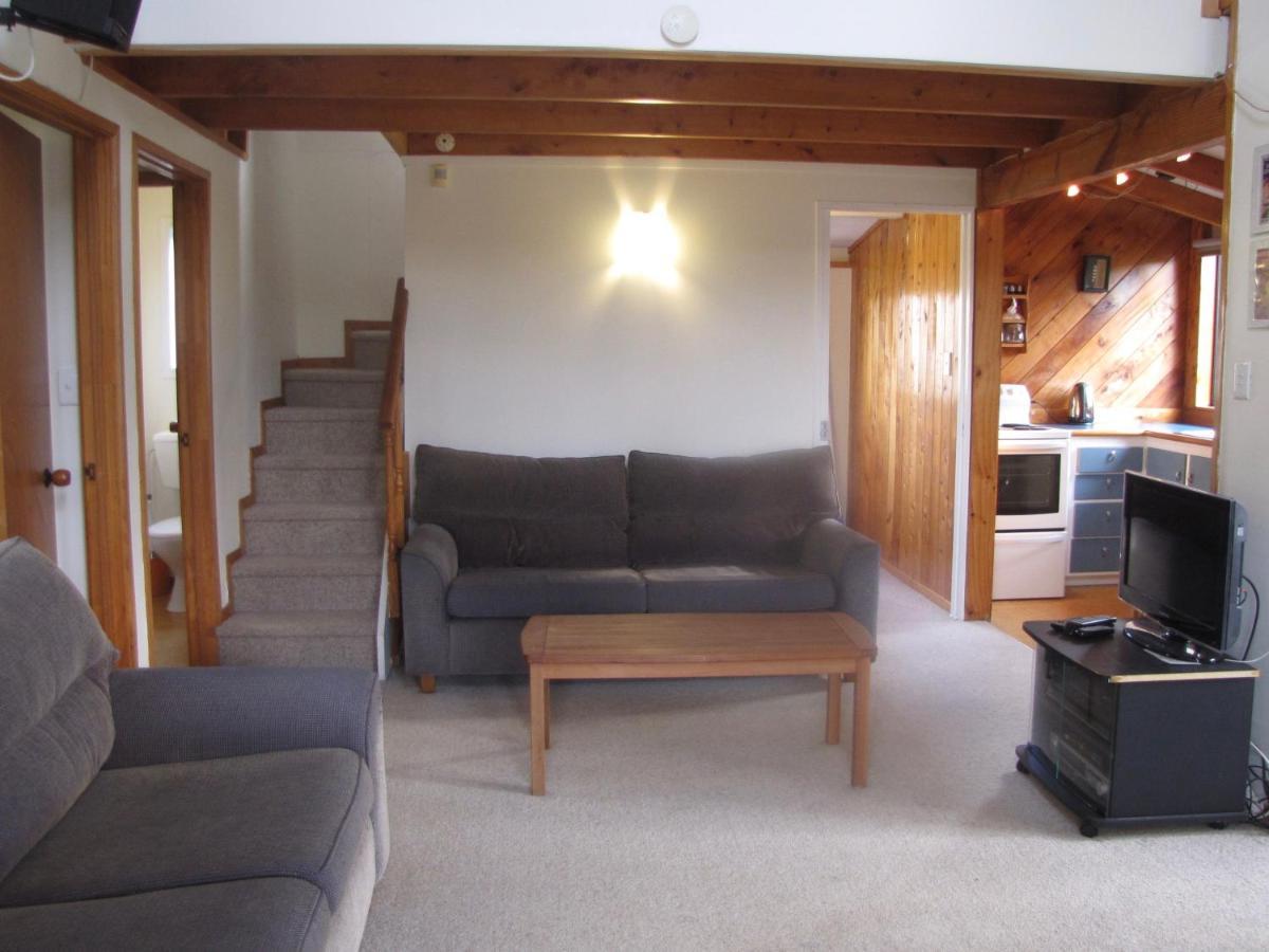 Miro Magic - Ohakune Holiday Home Екстер'єр фото